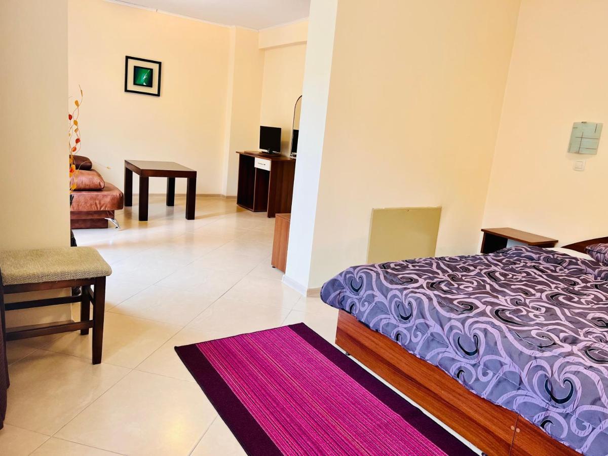 Ardovel Park Hotel เวลินกราด ภายนอก รูปภาพ